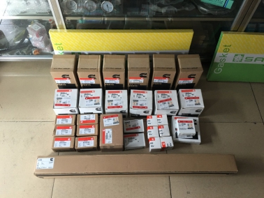 PC200-6 6D102原裝(zhuang)四(si)配(pei)套