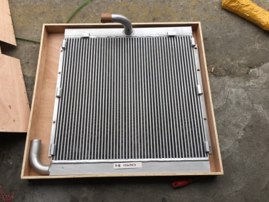 HD700-7液(ye)壓(ya)油散(san)熱(re)器