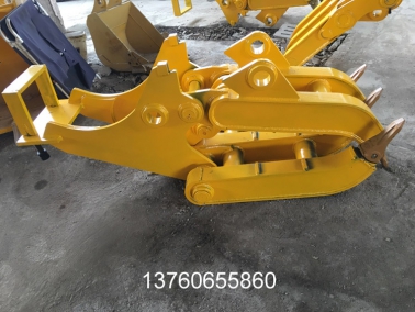 120挖(wa)機抓(zhua)木(mu)器