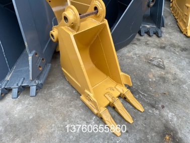 CAT307內寬300加(jia)厚(hou)挖鬭
