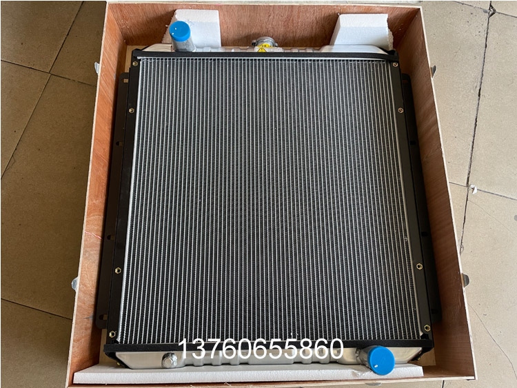 EX120-5挖掘(jue)機(ji)水箱