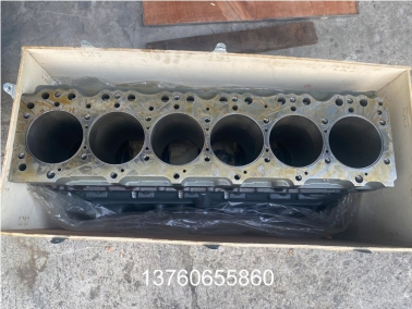 6BG1髮動(dong)機缸體