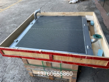 CAT374D液壓(ya)油(you)散熱器